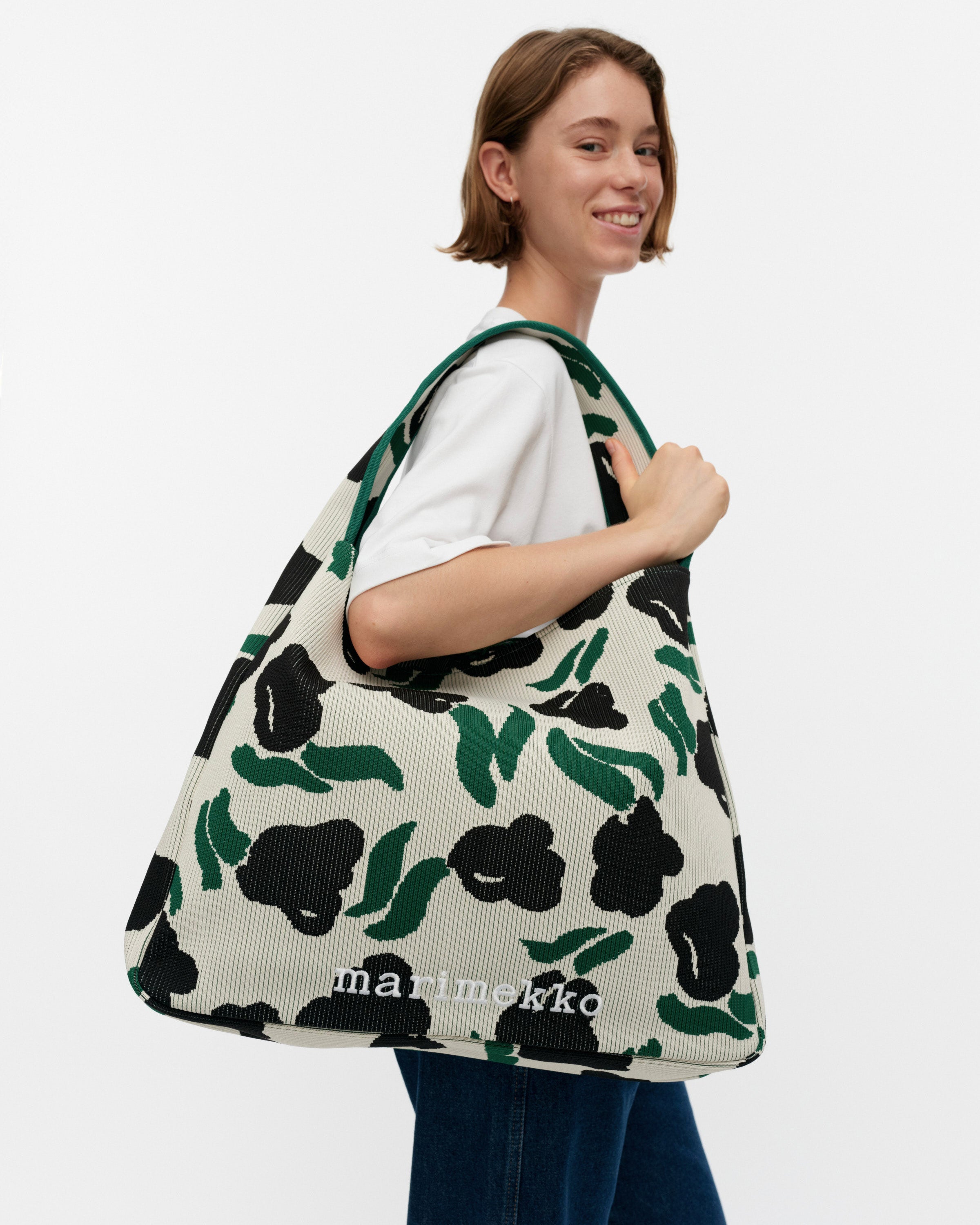 LEMMITTY LARGE KNITTED SHOULDER BAG 40X48X10CM | MARIMEKKO
