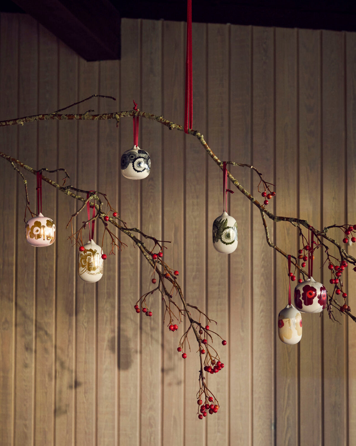 Unikko Collectible Ornament