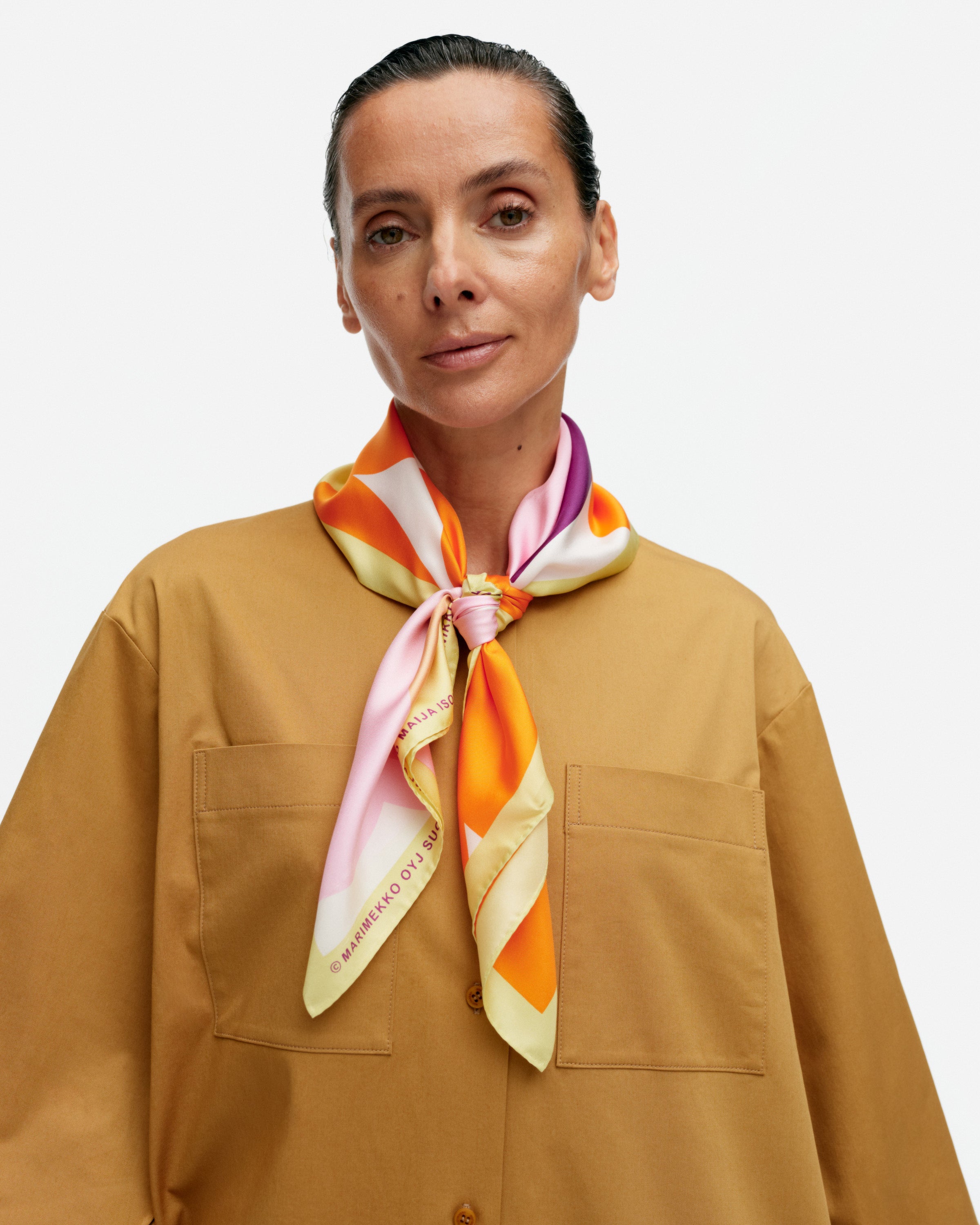 Lauhtua Unikko Silk Scarf