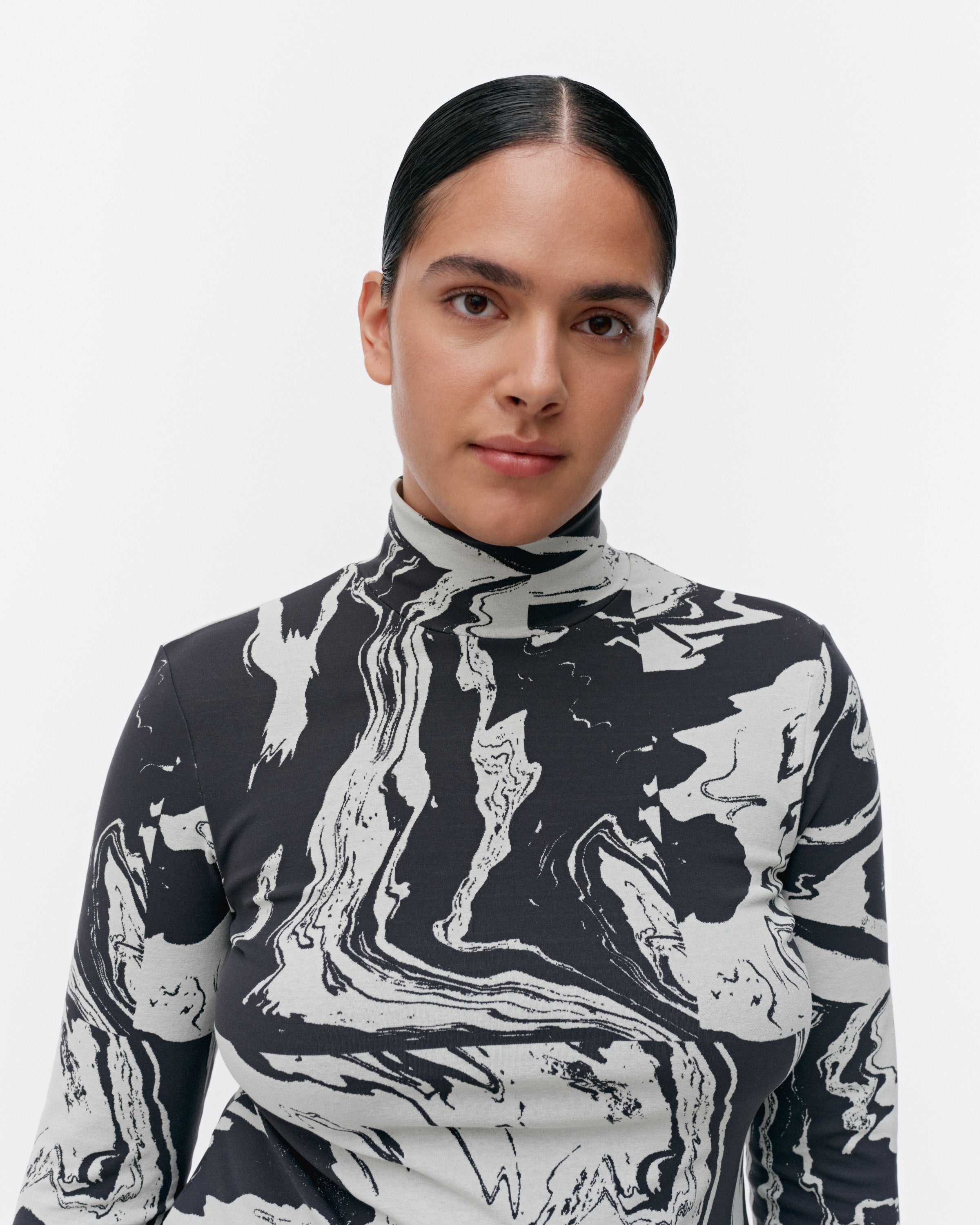 Jakala Marras Turtleneck Long Sleeve 60cm