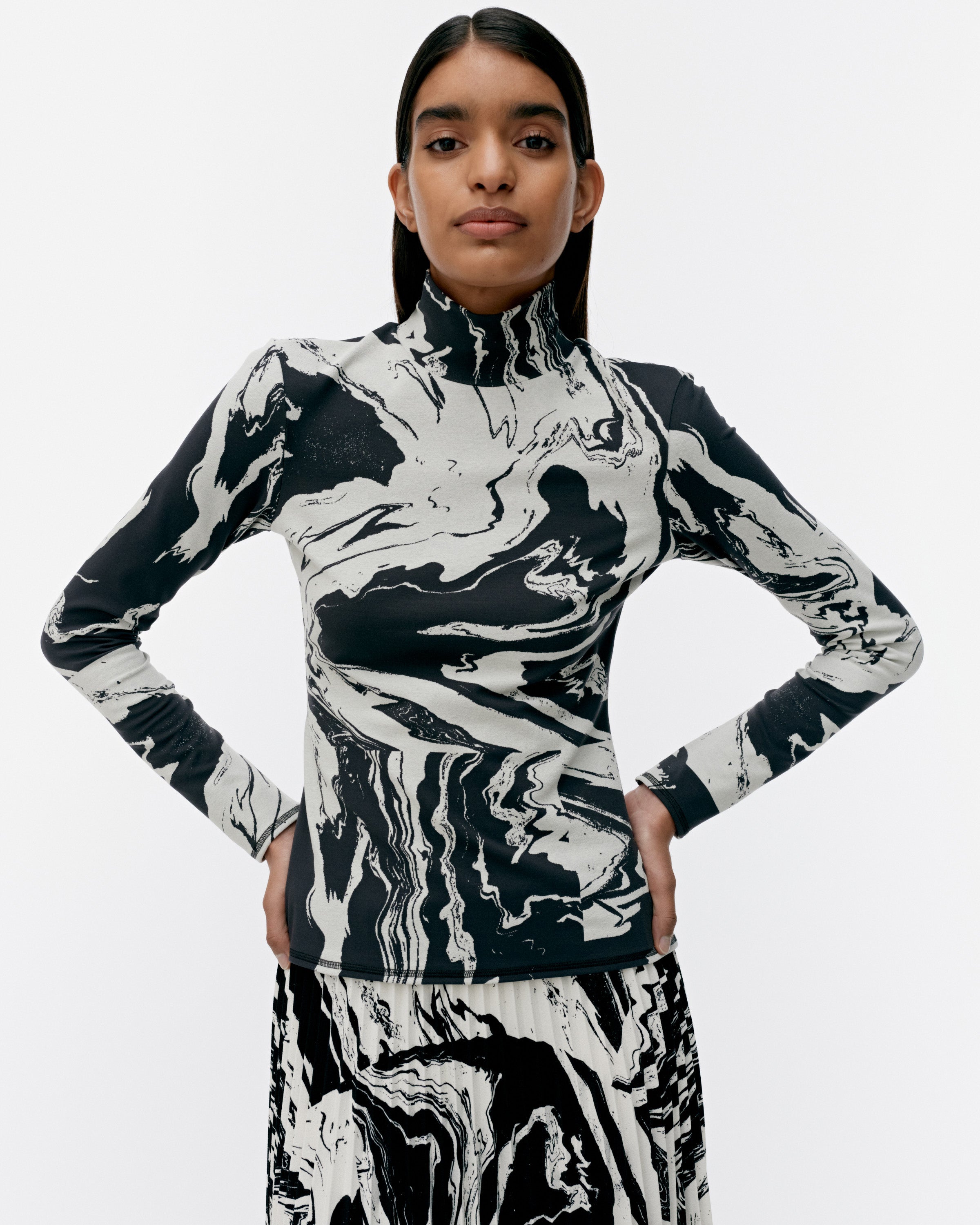 Jakala Marras Turtleneck Long Sleeve 60cm