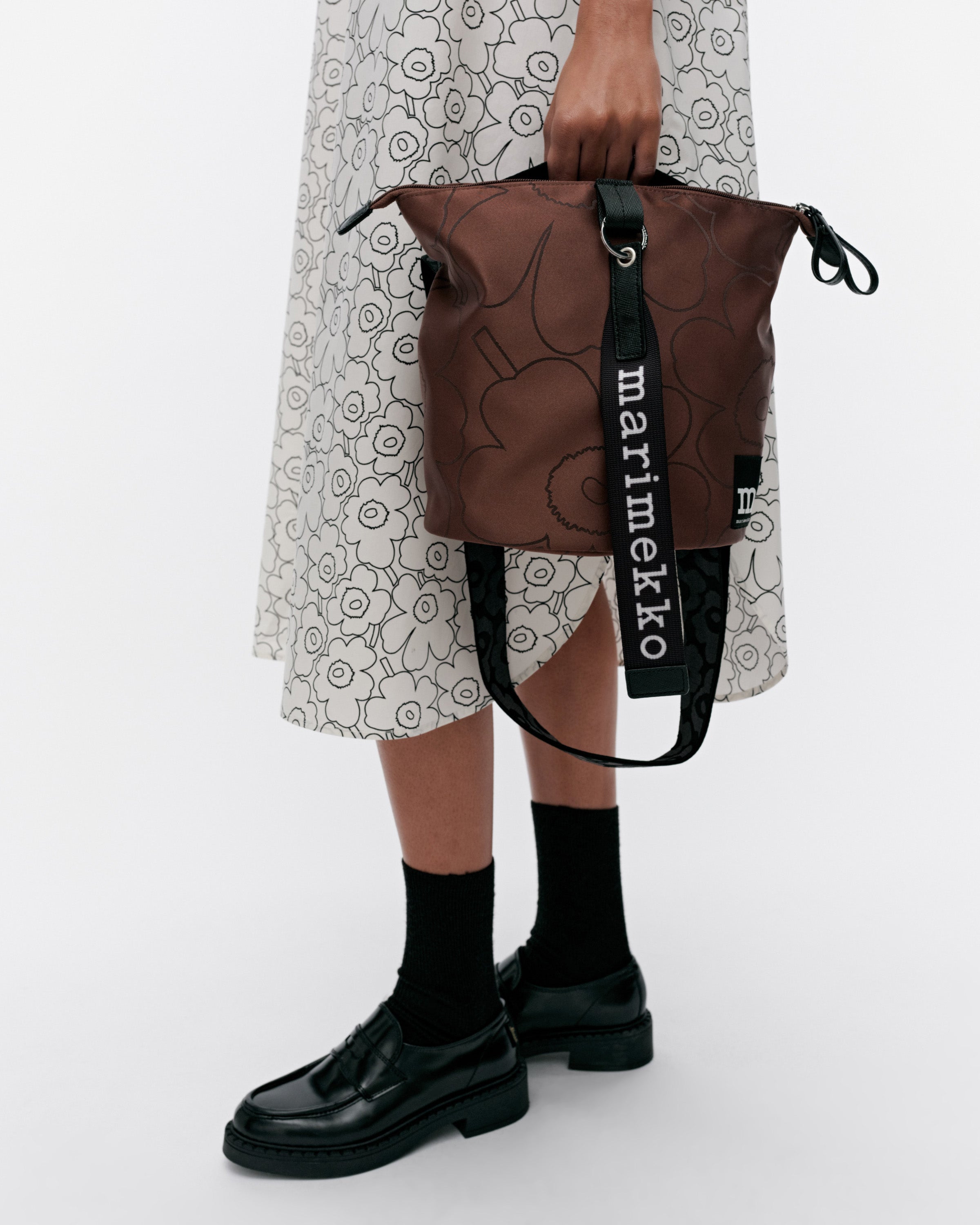 Carry All Outline Unikko Shoulder Bag
