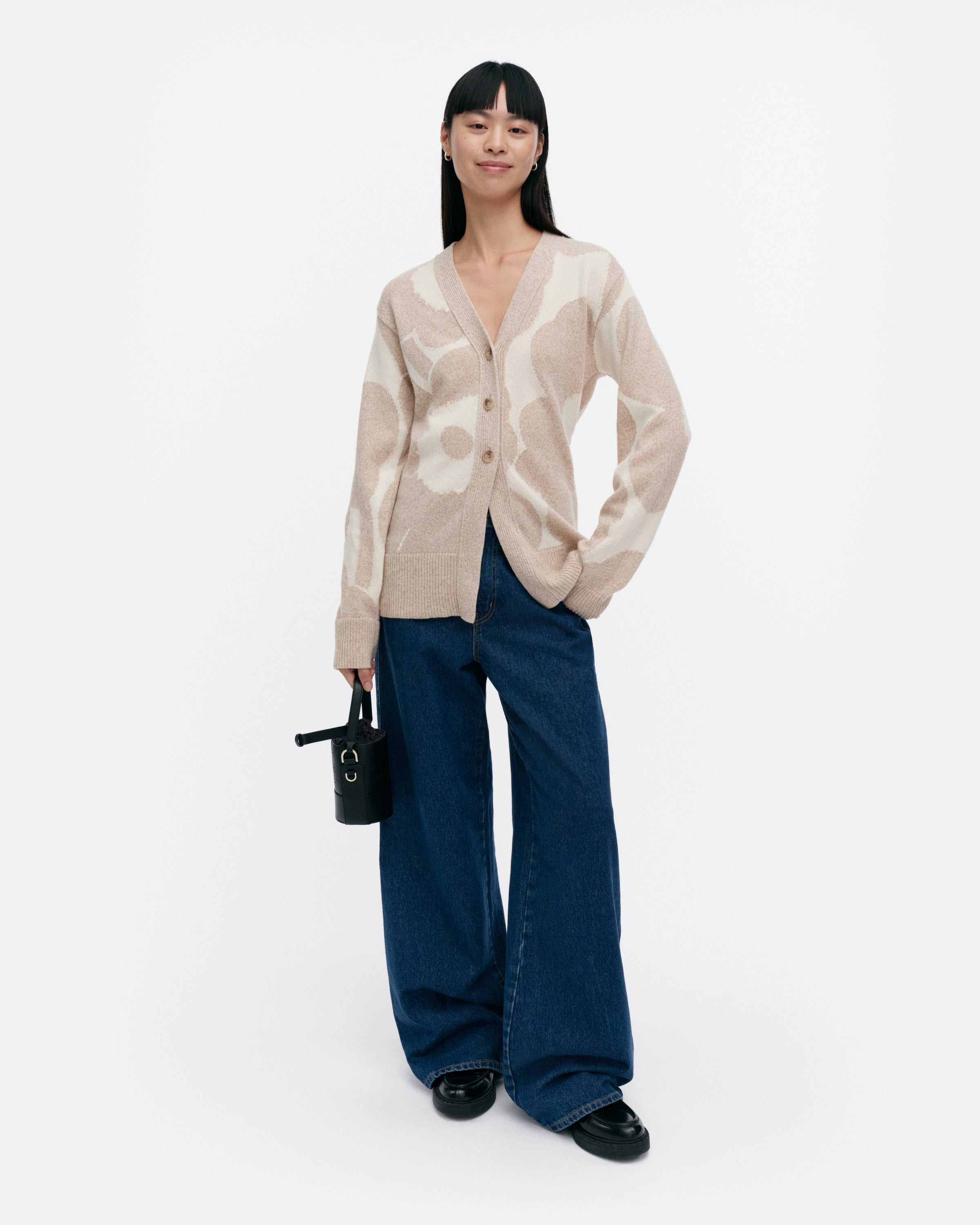 Kumma Unikko Vneck Knitted Cardigan 70cm