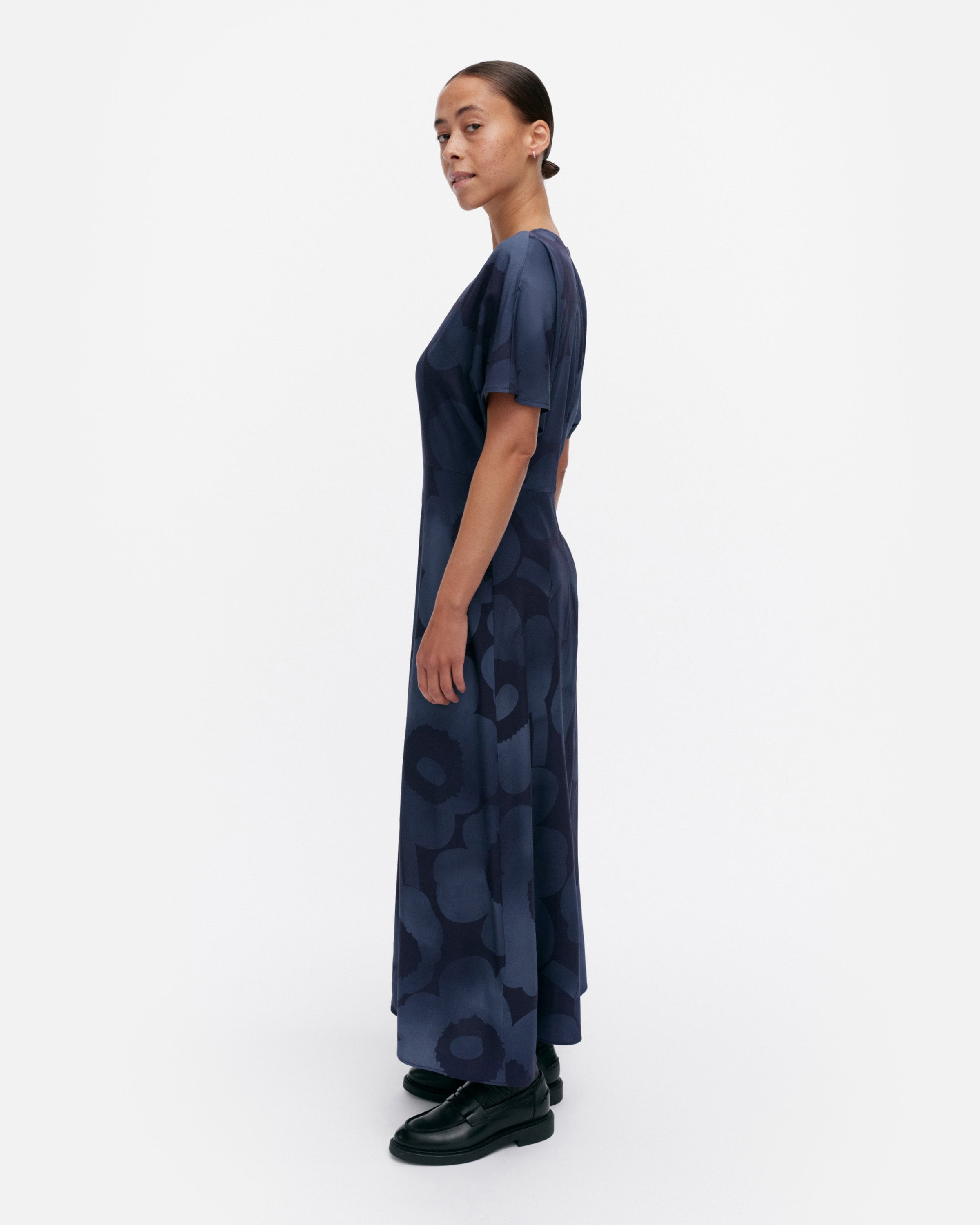 Helea Akvarelli Unikko Dress 124cm