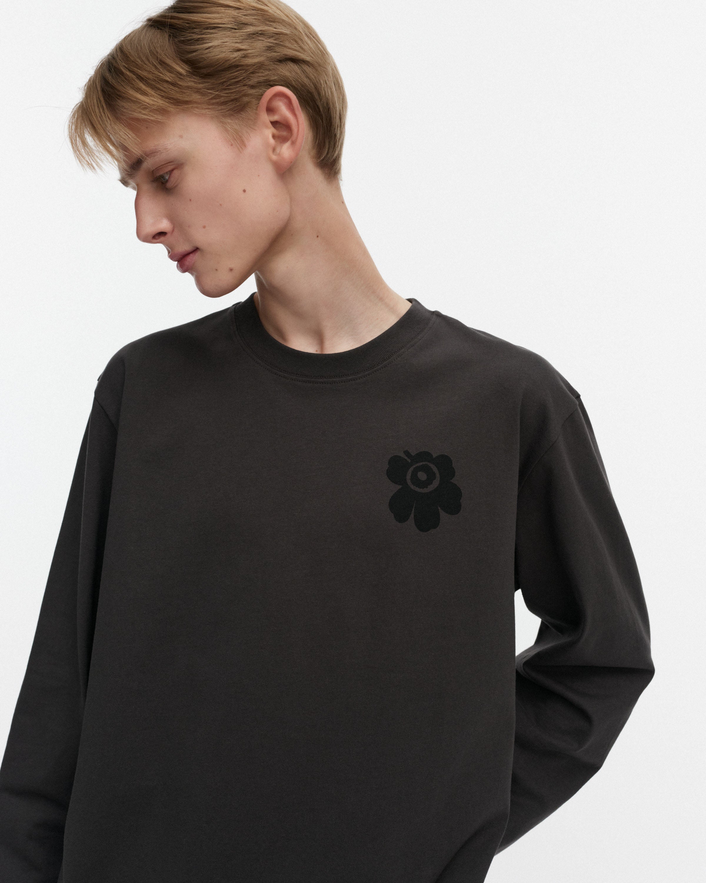 Biitti Unikko Placement Kioski Jersey Shirt