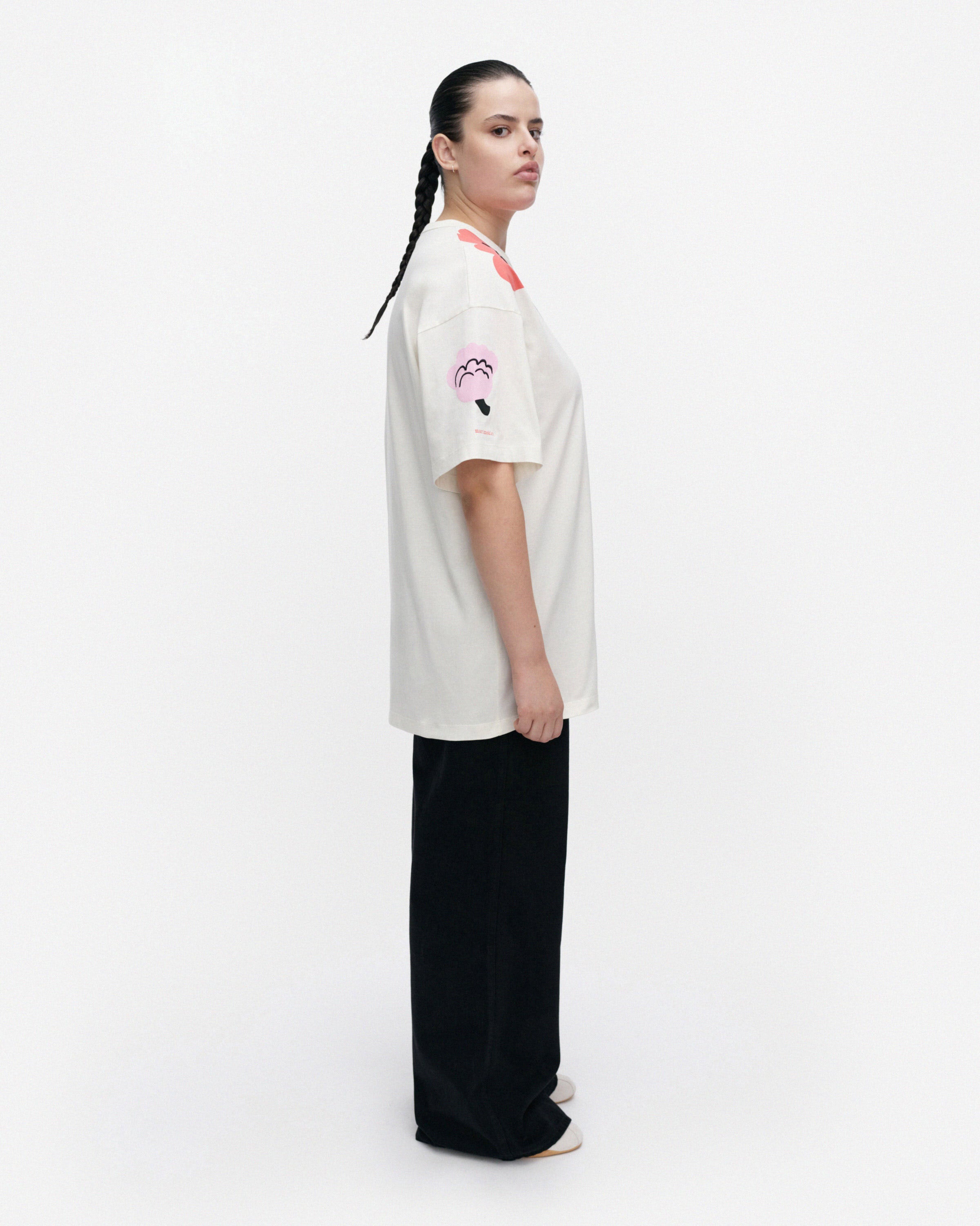 Puhua Kukasta Kukkaan Placement Short Sleeve Top 79cm