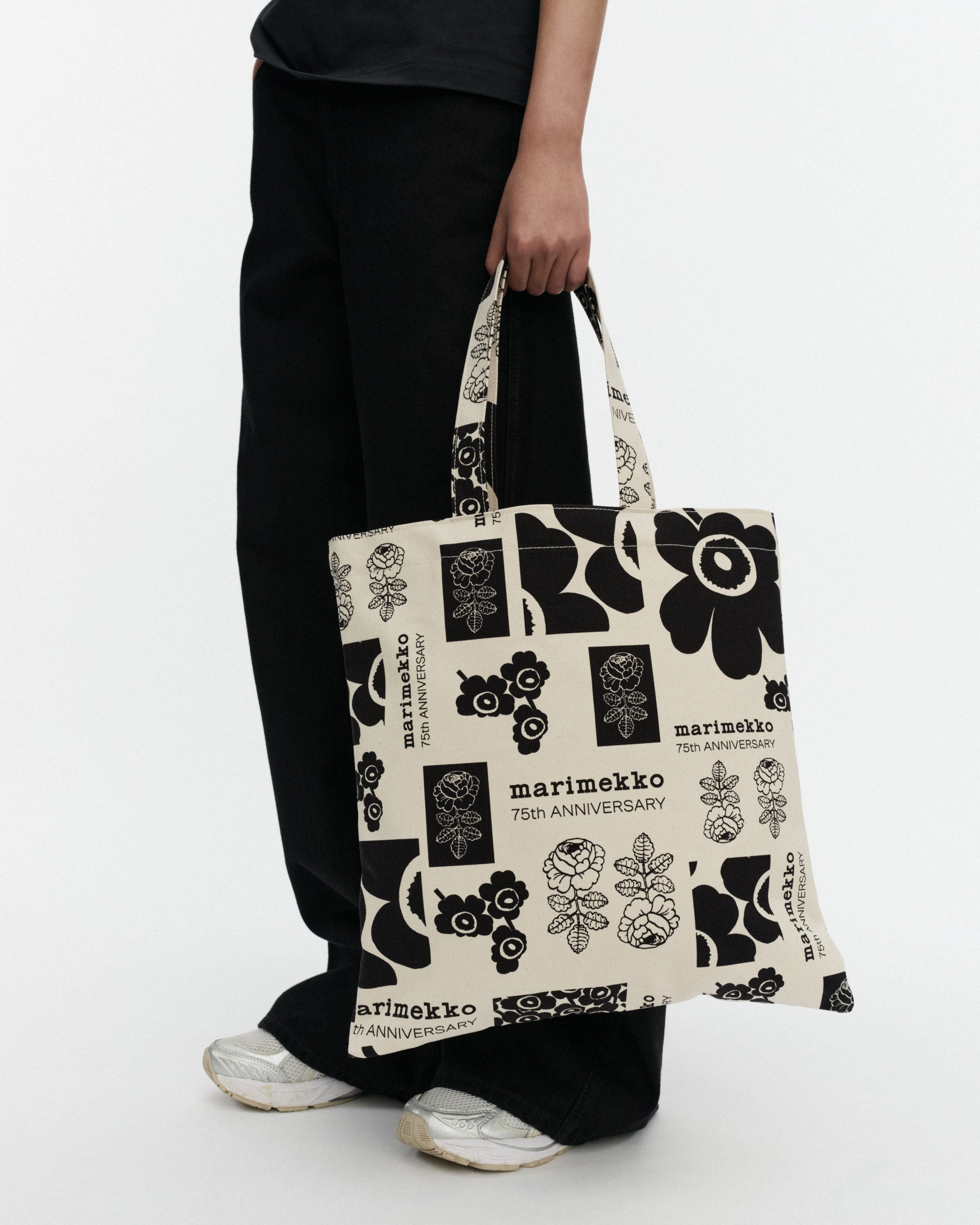 Asia Exclusive 75th Anniversary Vankka Tote Bag