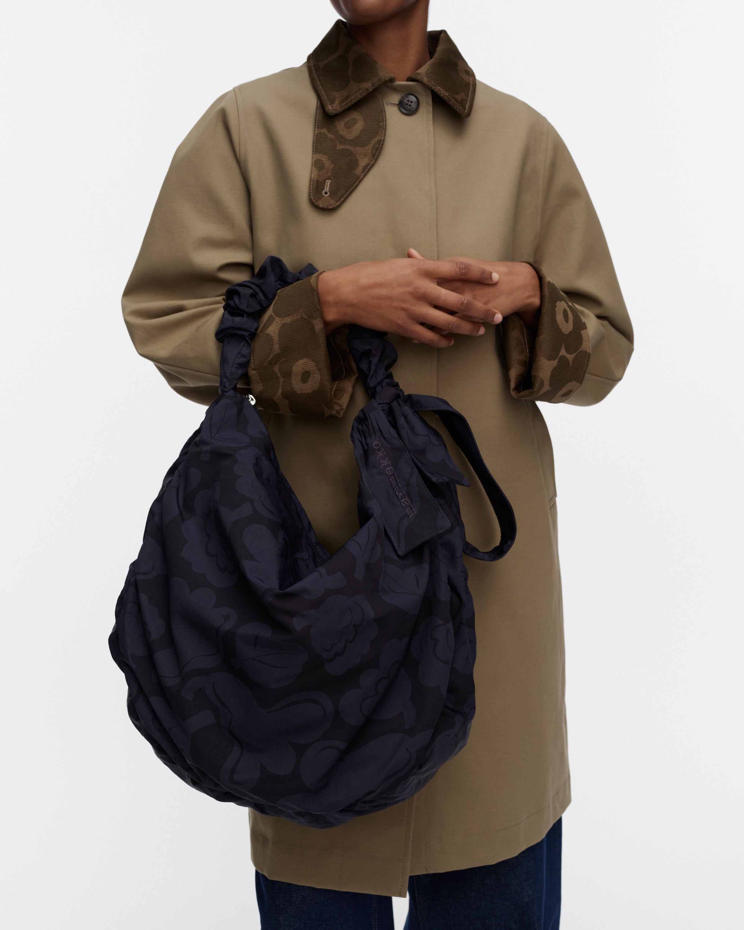 Utu Kukasta Kukkaan Large Crossbody Bag