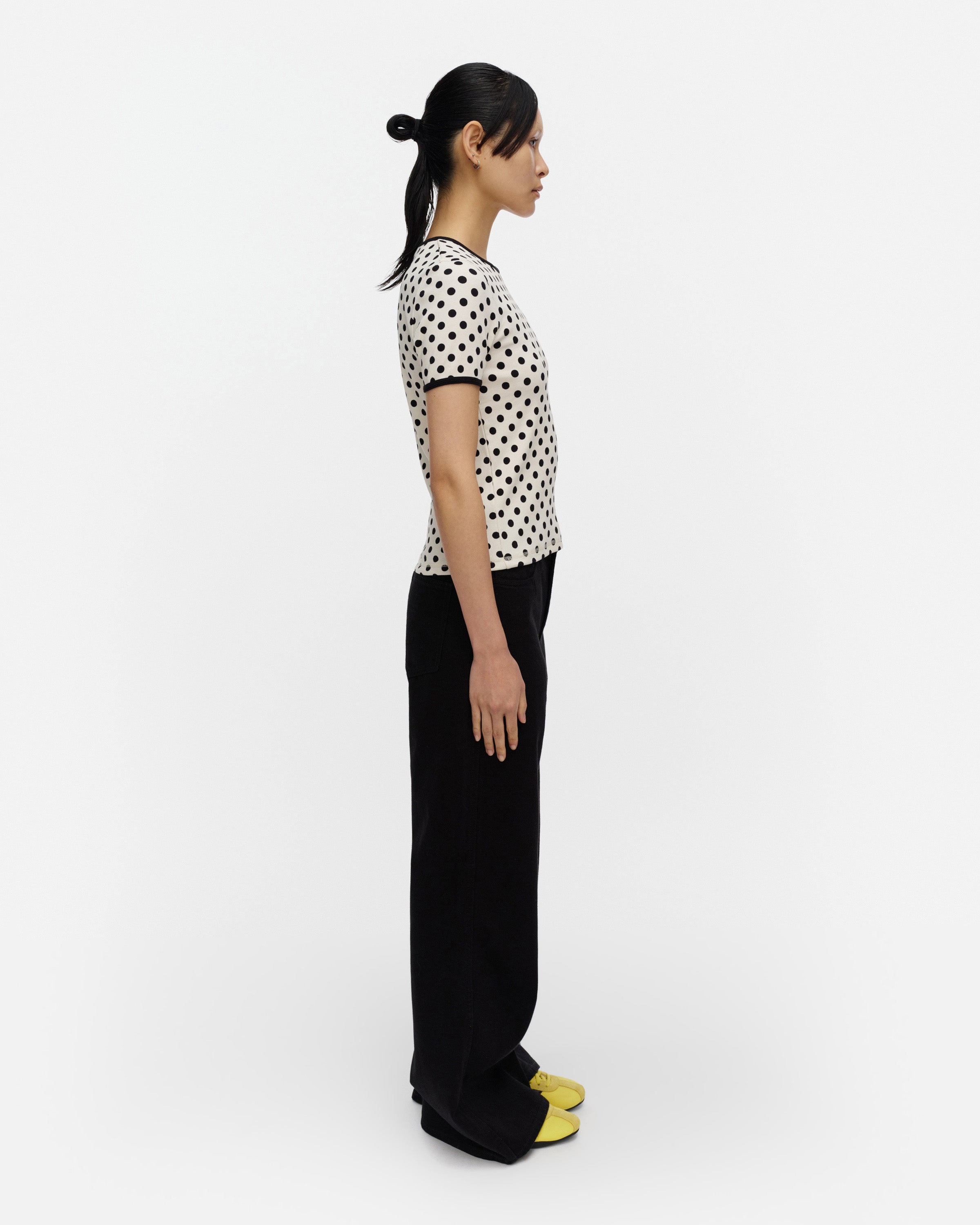 Kioski Kukkea Pallo Short Sleeve Top