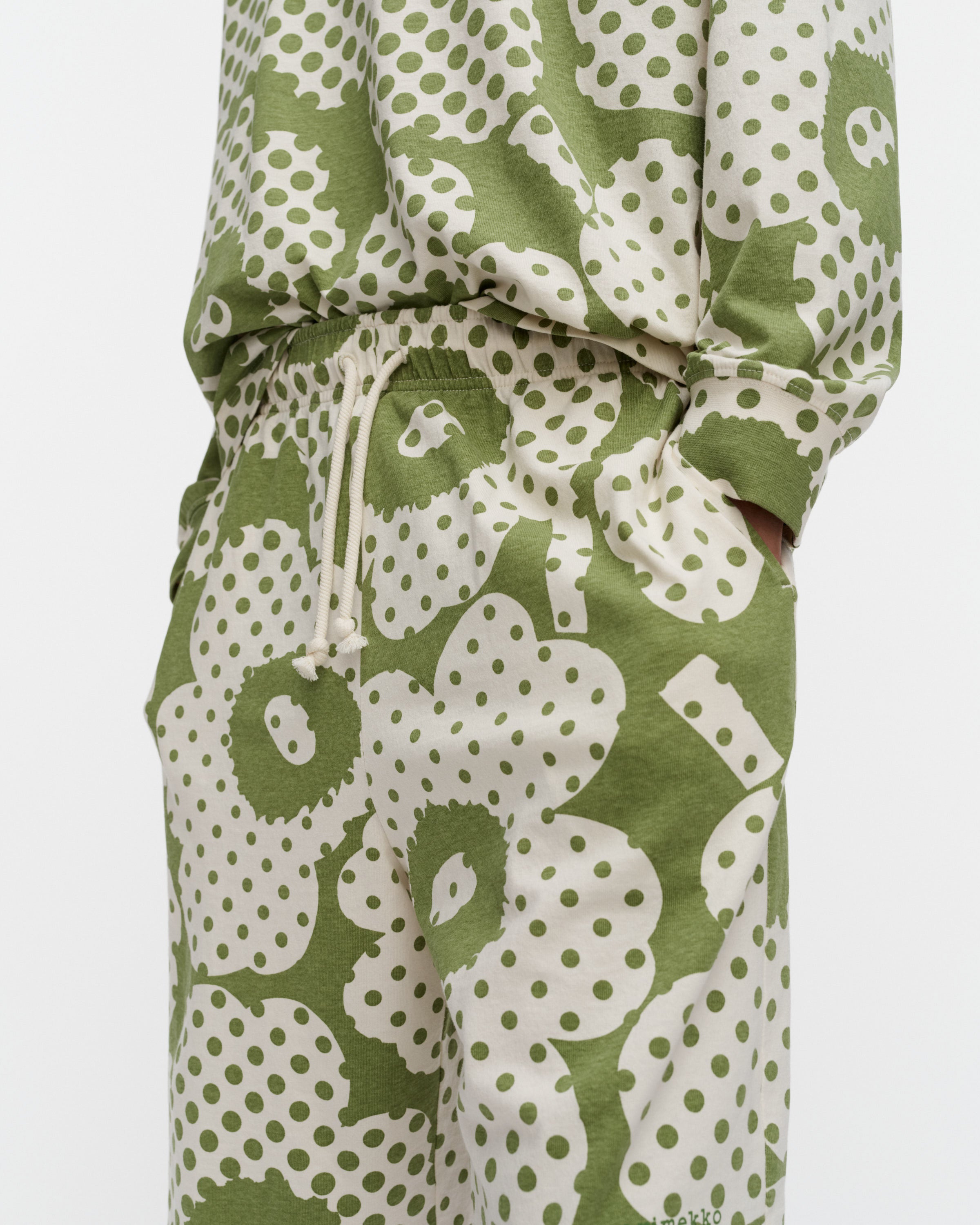 Kioski Naapuri Unikko Shorts