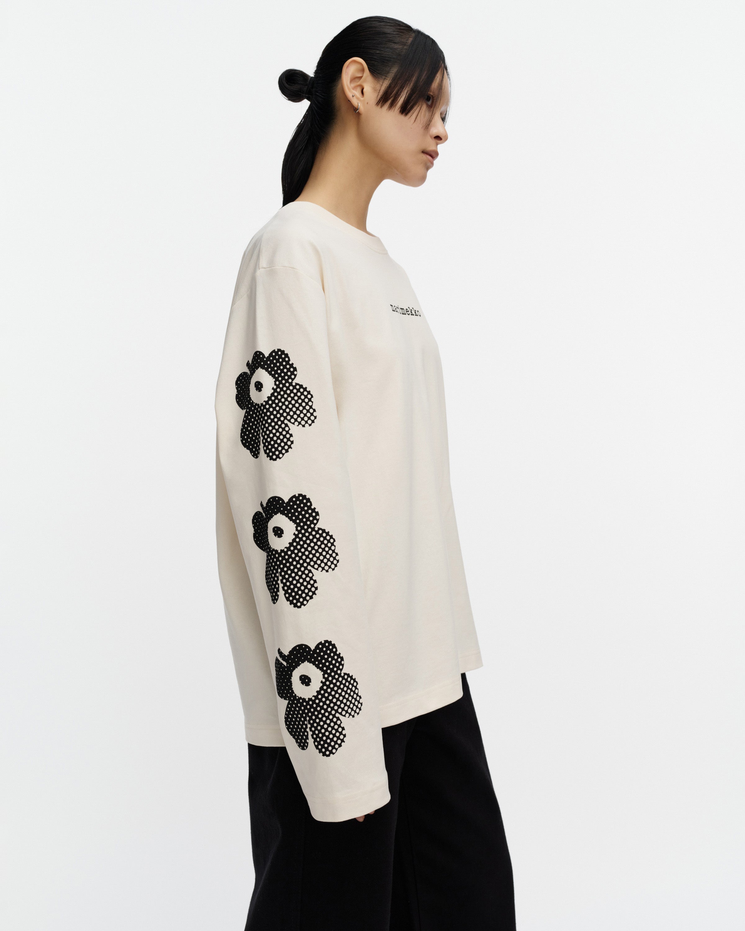 Kioski Sekvenssi Unikko Placement Long Sleeve Tee 69cm