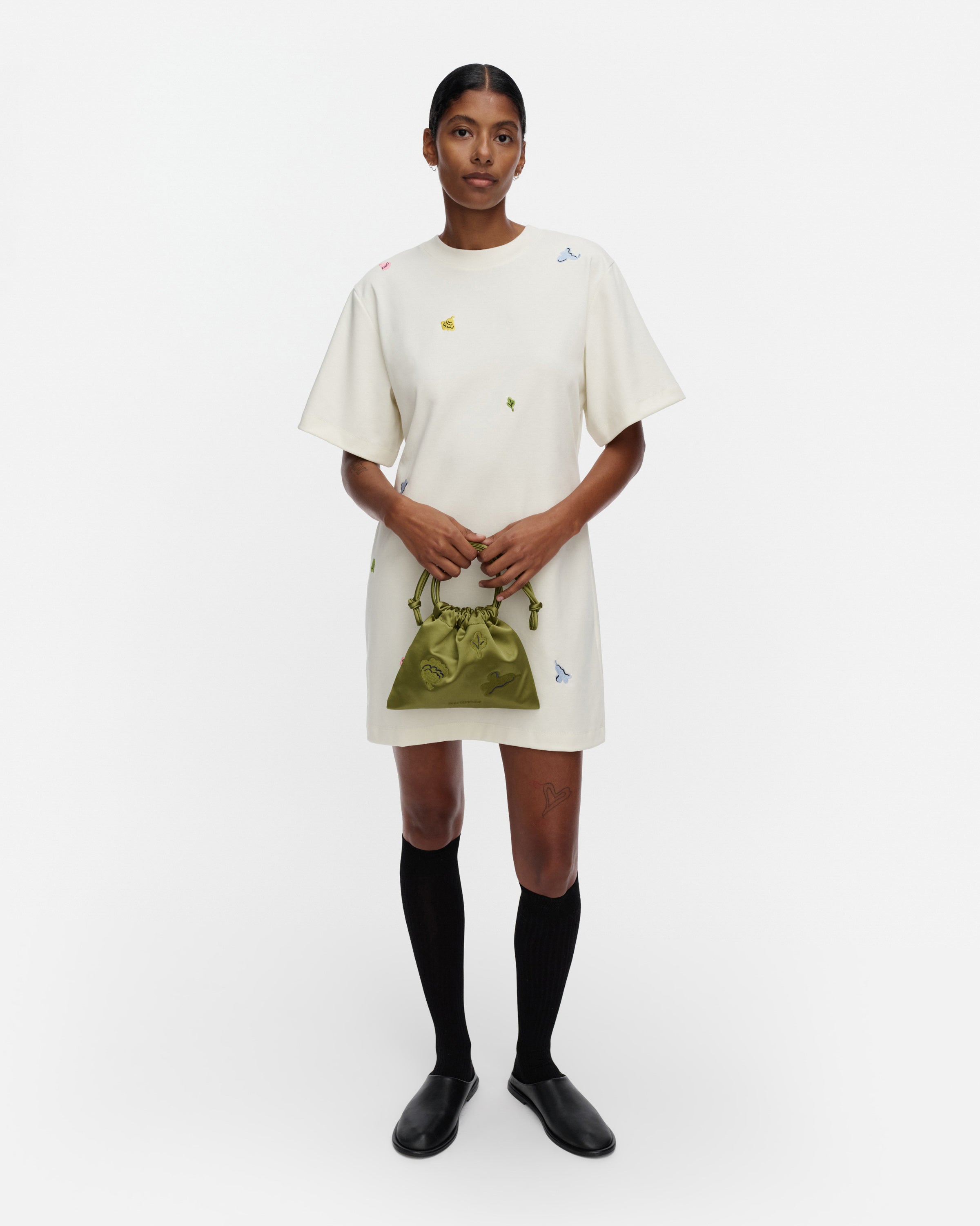 Kuplinta Kukasta Kukkaan Embroidered T-shirt Dress 88cm