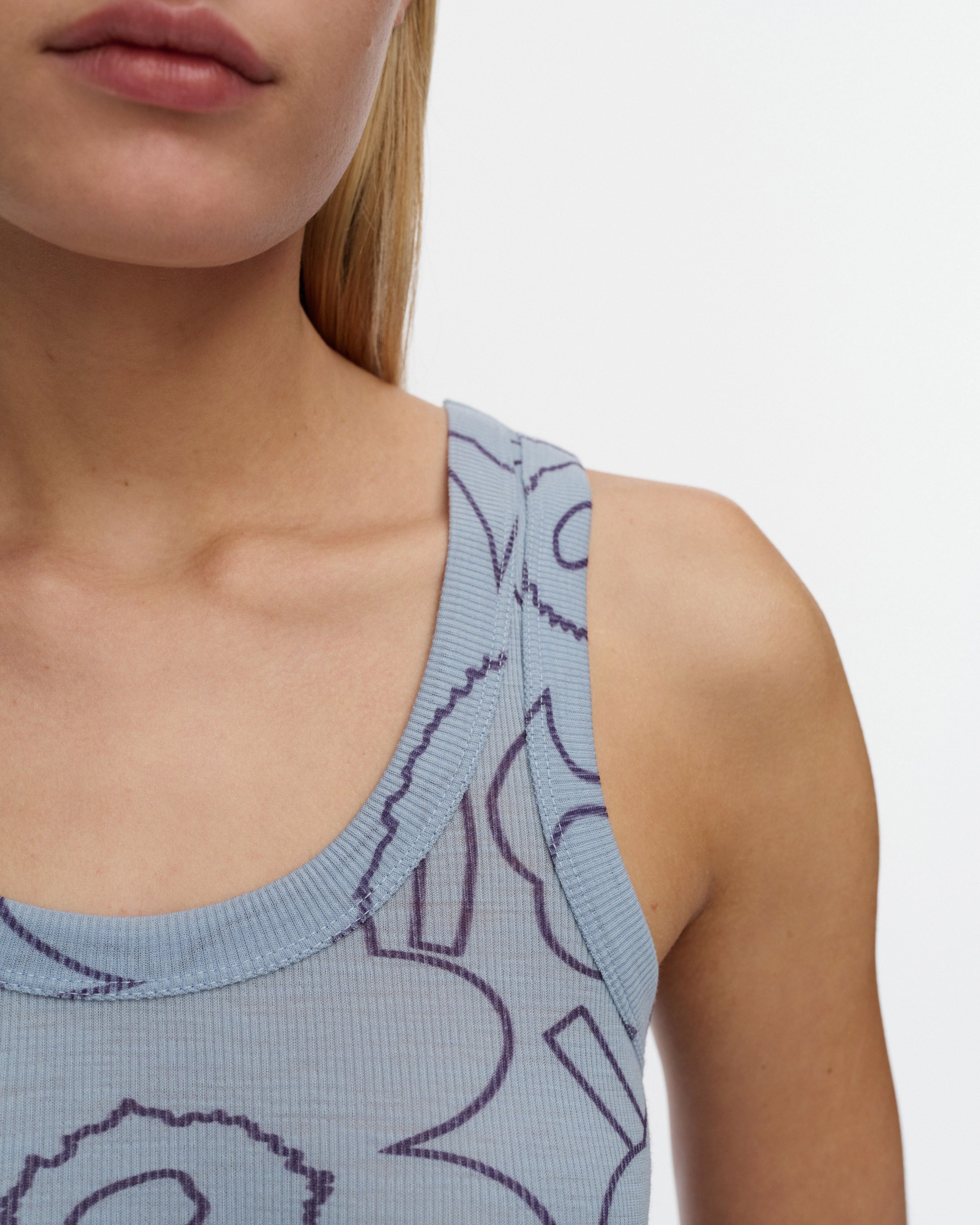 Hoyste Outline Unikko Wool Rib Vest