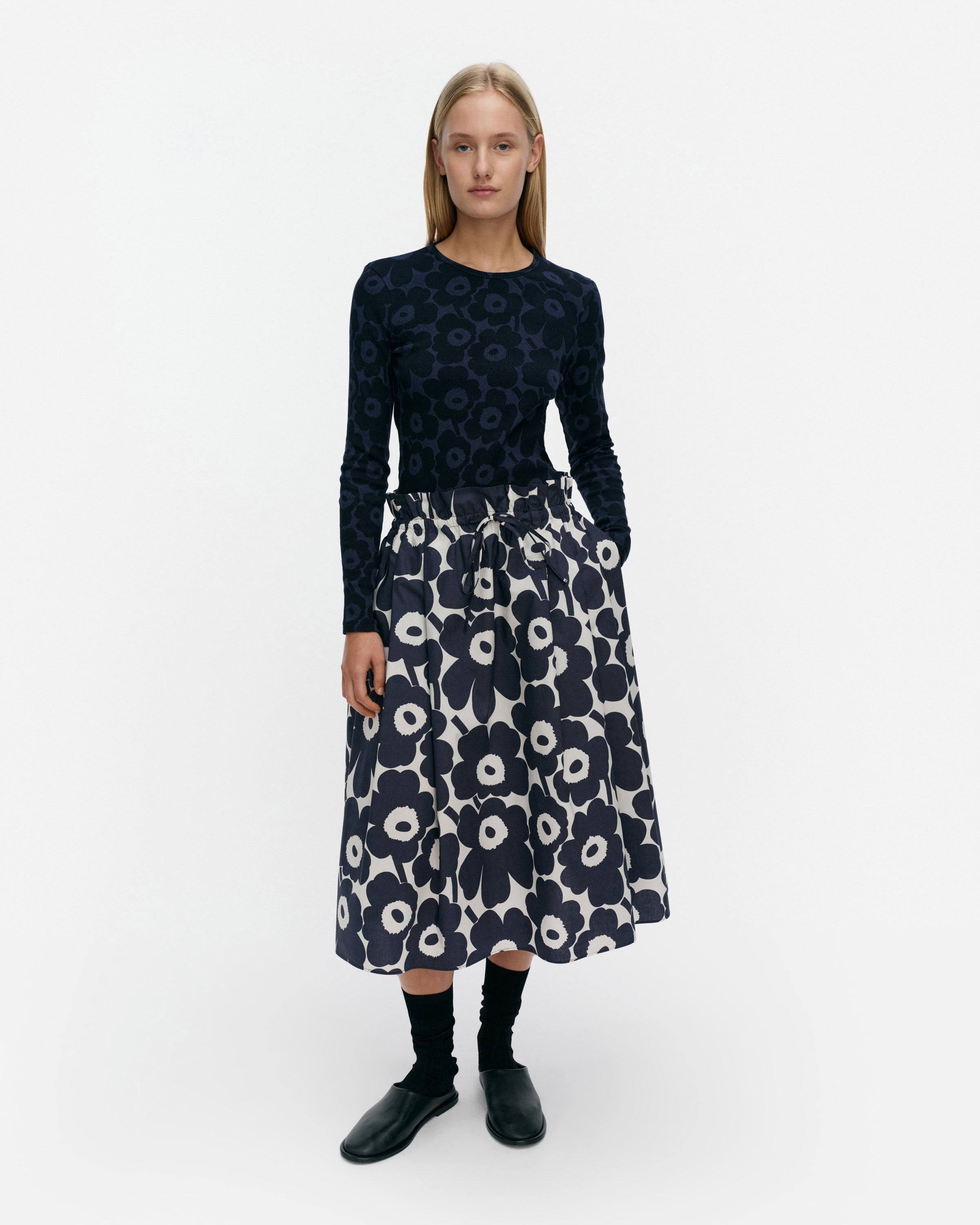 Asia Exclusive Kirjoitus Unikko Skirt