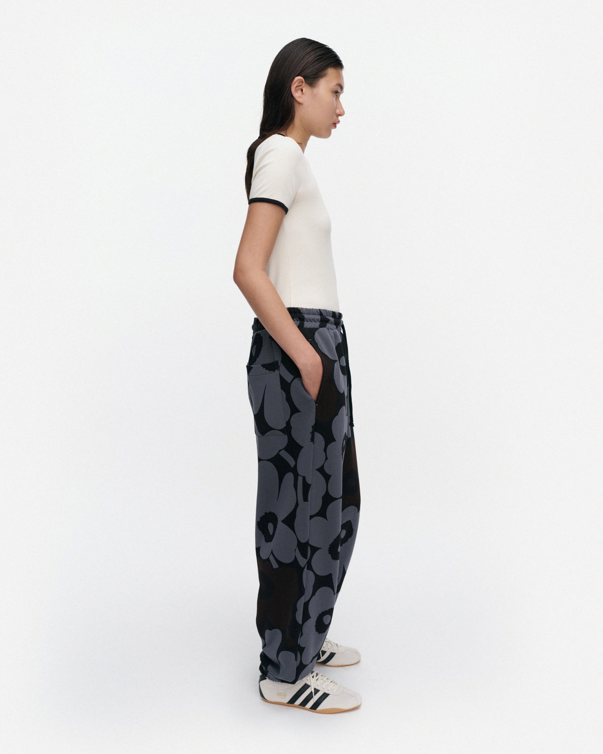 Kioski Joggerit Pieni Unikko Sweatpants
