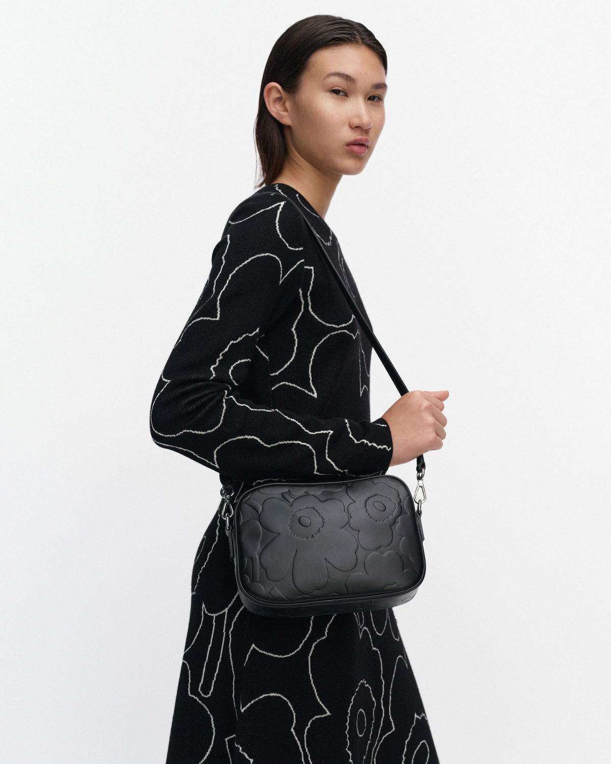 Gratha Unikko Leather Strap Shoulder Bag 22X15X5cm