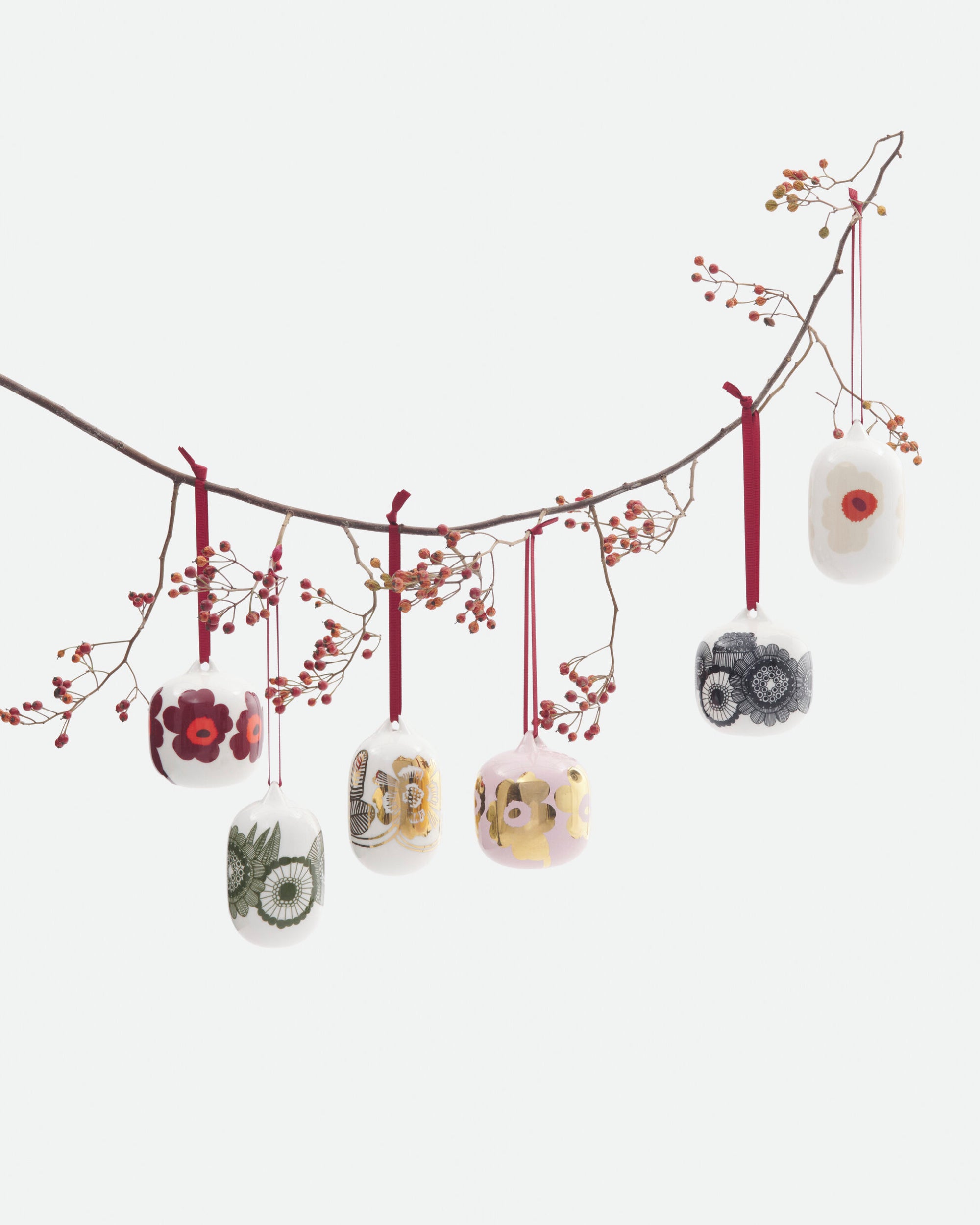 Unikko Collectible Ornament