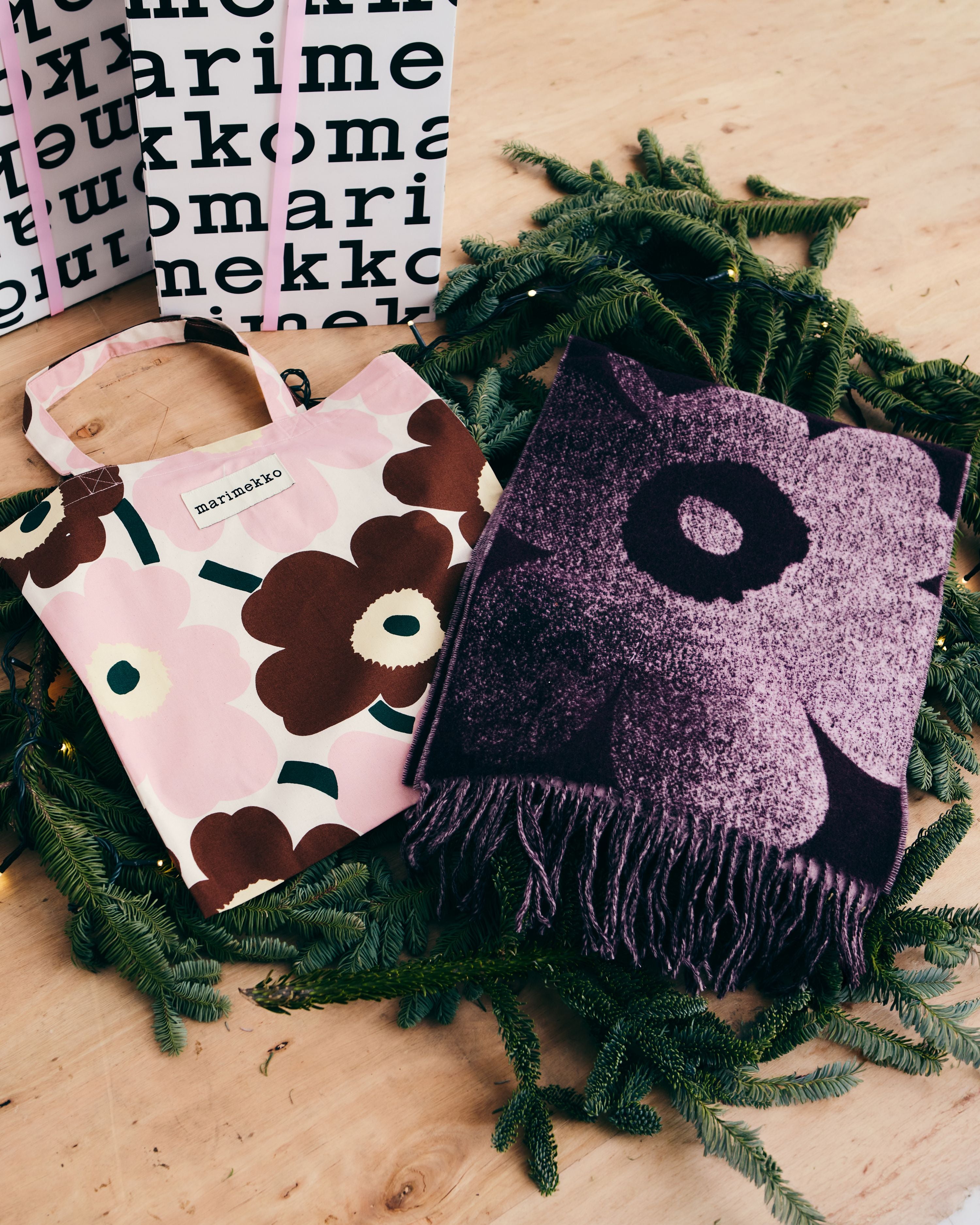 2026 Holiday Combo Set A - Scarf & Totebag