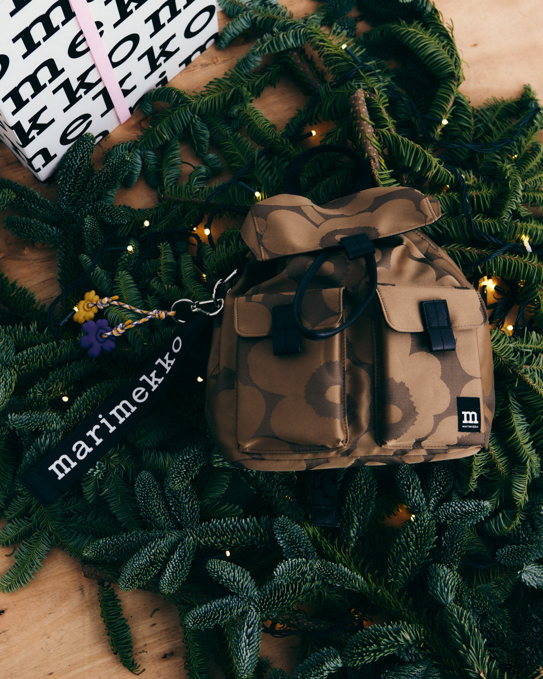 2026 Holiday Combo Set B - Backpack &amp; Keychain